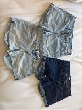 Old Navy Women’s Denim Shorts TRIO - Dark Blue & Light Blue